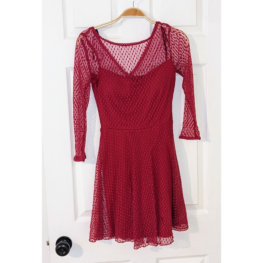 B. Darlin Lace Fit & Flare Juniors Party Dress Burgundy Long Sleeve Size 5/6